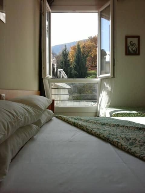 Hotel Calvaire Lourdes Eksteriør billede
