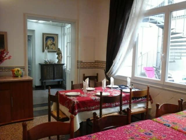 Hotel Calvaire Lourdes Eksteriør billede